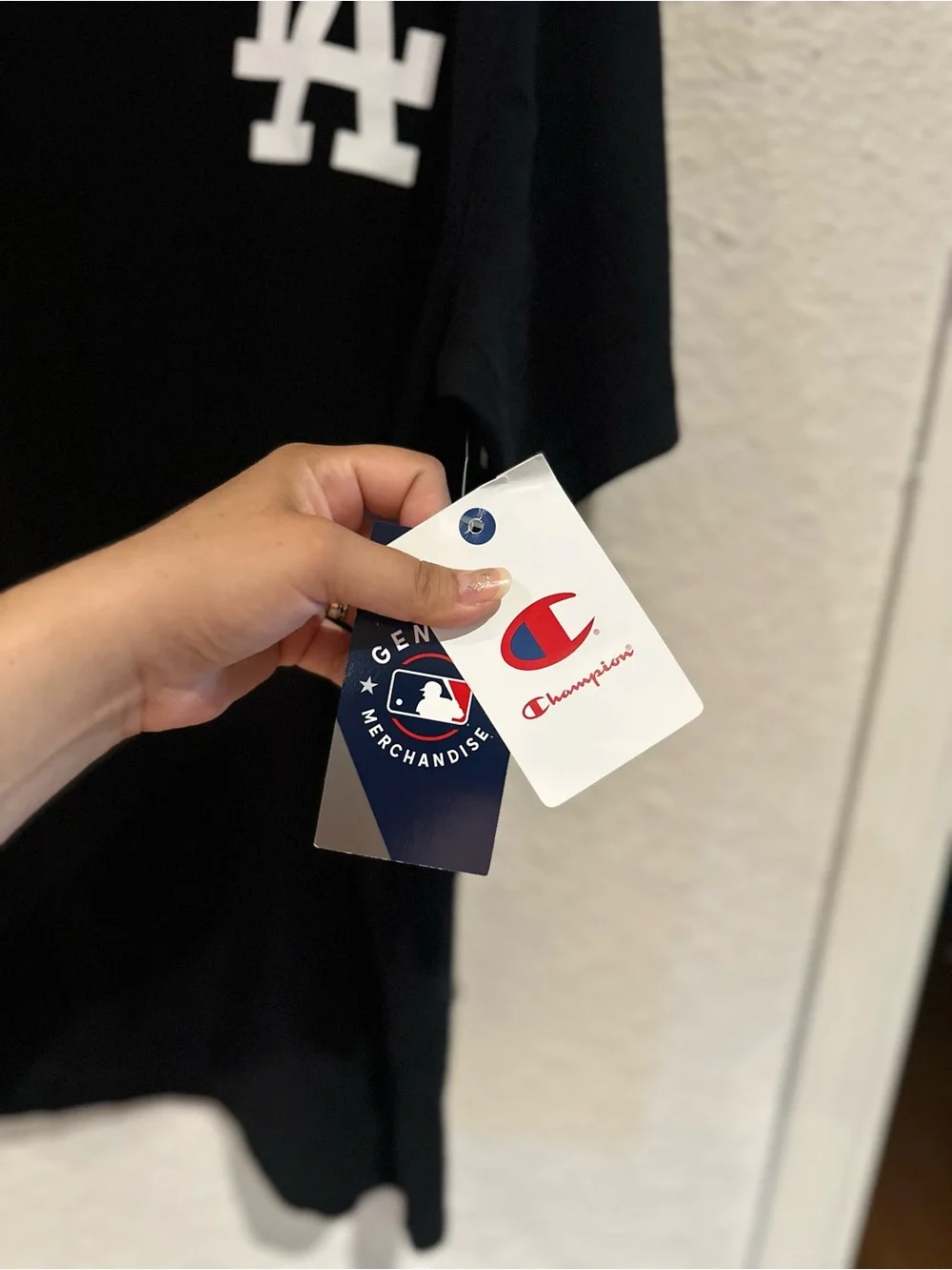 Champion Black Tee with White LA Logo - Men wrinkly - Picture 3 of 6